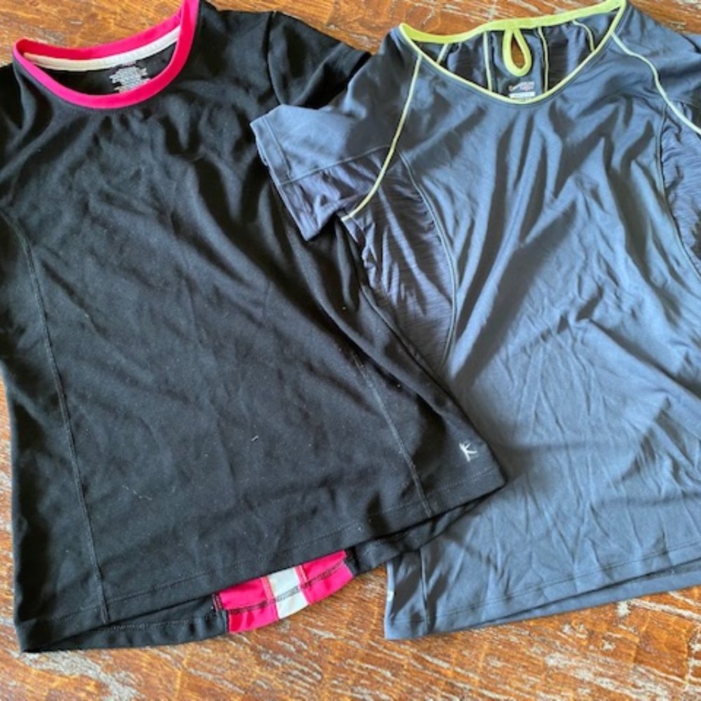 2 DANSKIN NOW s/s WORKOUT Athletic TOPS * very unusual * NWOT * black gray * XS
